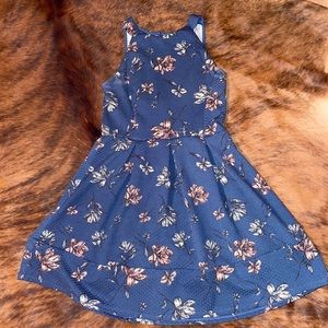 blue flowery short dress!